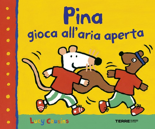 Pina gioca all aria - all'aria, aperta