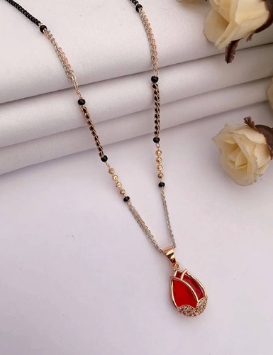 Collana elegante con - , ciondolo