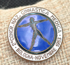SPILLA SMALTATA DISTINTIVO BOLOGNA 1953 2° CONGRESSO NAZIONALE GINNASTICA MEDICA