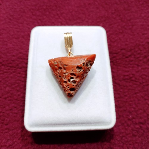 Ciondolo vintage ottone con - in,