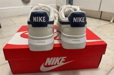 sneakers donna taglia 9,5