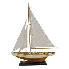 Modello Di Barca A Vela In