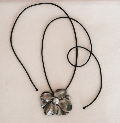 Collana lunga fiore moda