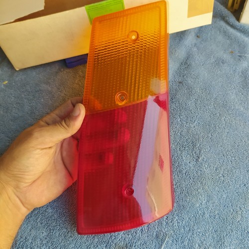 Plastica fanale posteriore - plastica,