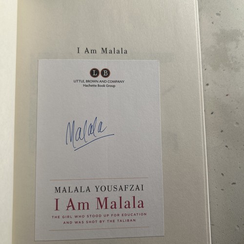 Malala yousafzai signed - i, am