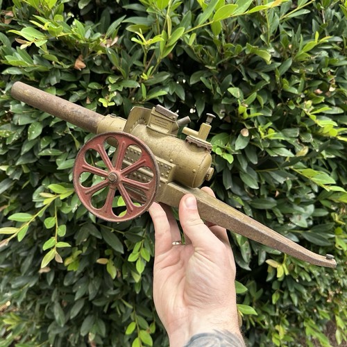 Cannone giocattolo antico