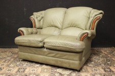 Divano Sofa /Chesterfield