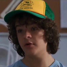 Stranger things dustin - stranger,