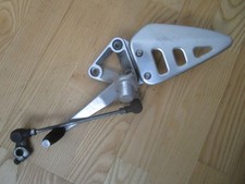 Pedana poggiapiedi anteriore