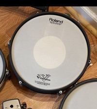 Roland 120 bianco kick - roland, v-kick