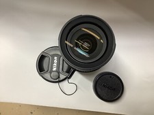 Nikon DX AF-S Nikkor obiettivo 18-135 mm f/3.5-5.6G ED con tappi