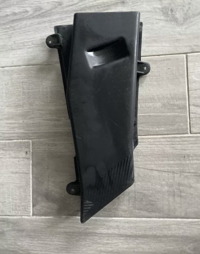 Plastica convogliatore carena