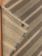 Tappeto moderno da saloto/studio/camera da letto pratico ed elegante. 