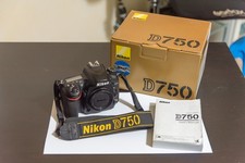 Nikon D750 solo corpo, con
