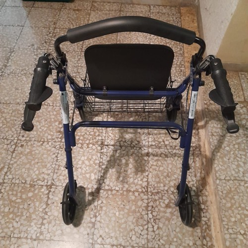 Deambulatore rollator - deambulatore,