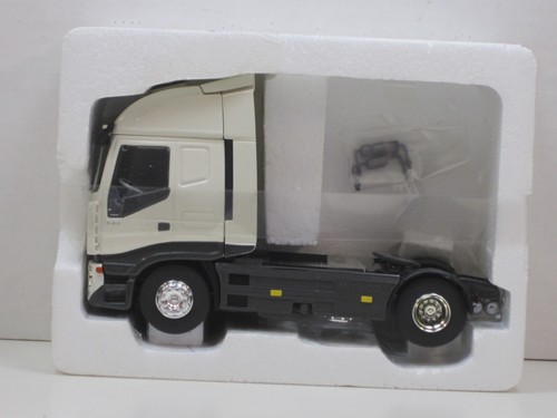 Trattore iveco stralis bianco - trattore,