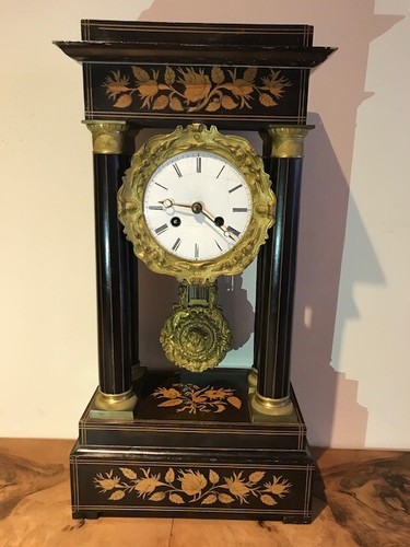 Antico elegante orologio - ed, a