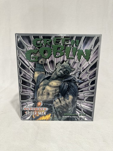 Ultimate spider man 2002 green - spider-man,