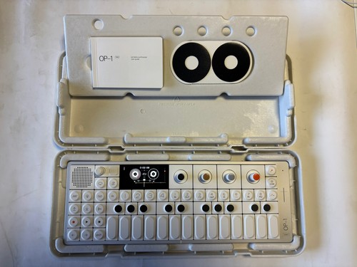 Teenage engineering 1 - engineering, op-1