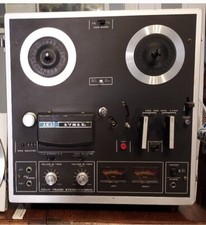 registratore a bobine akai