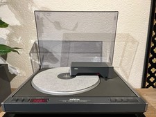 Revox B-790 Quarts controllato, giradischi a trazione diretta.