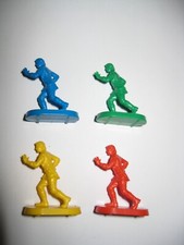 RARO !  lotto di 4 figurine di plastica per gioco da tavola    vintage