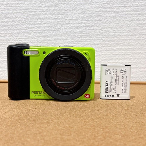 Fotocamera digitale compatta