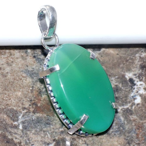 Ciondolo calcedonio verde