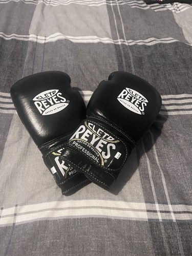 Cleto reyes guantoni - da, boxe