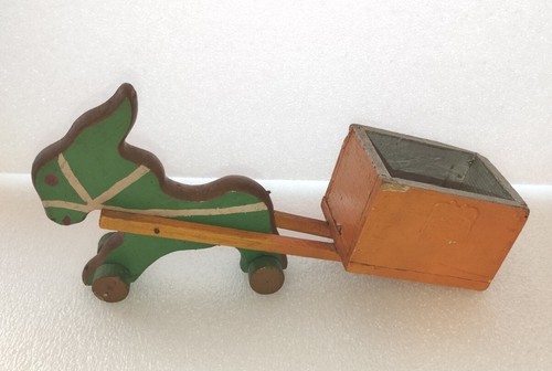 Antico cavallo con carretto - antico,