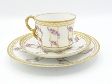 Antico trio di tazze da tè in