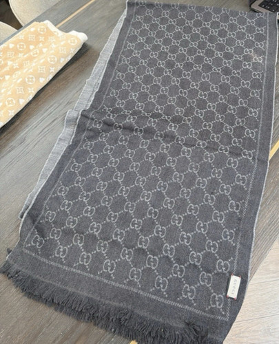 Sciarpa gucci logo jacquard - gucci,