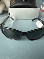 NEW Ray-Ban RB 4216 601/71  56