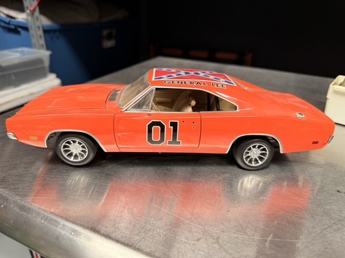Ertl dukes hazzard general - ertl,