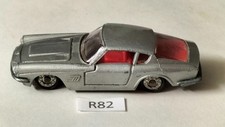 Voiture r82 - voiture,