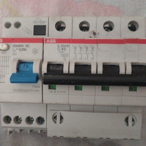 Interruttore magnetotermico - interruttore,