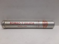 Tubo per Sigari ROMEO Y JULIETA Vintage in latta vuoto 