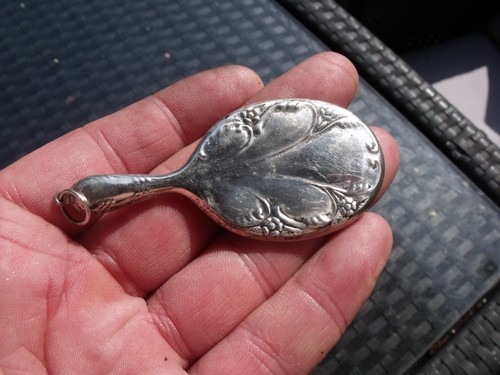 Una chatelaine vintage - una,