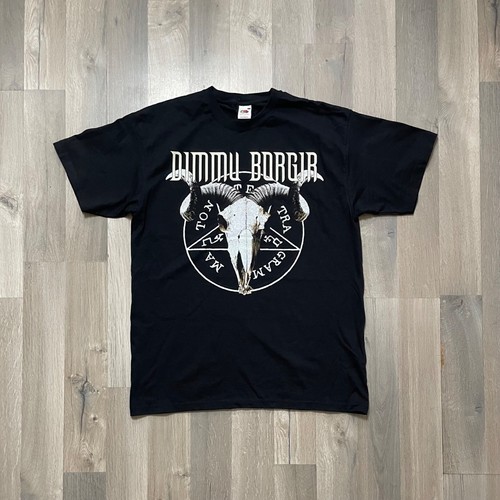 Dimmu borgir continua a - -,
