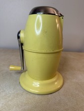 Tritaghiaccio a manovella Ice