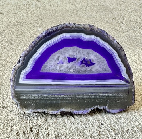 Minerale agata viola geode