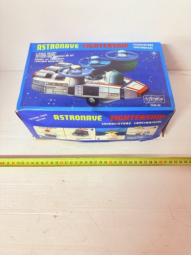 Fightership plastic ufo - plastic,