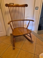 poltrona a dondolo in ciliegio massello anni '30 ottimo stato