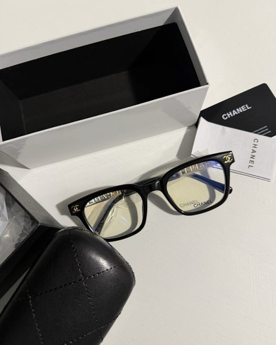 Chanel square black - chanel,