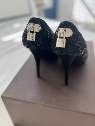 Louis vuitton black sequin - louis, &