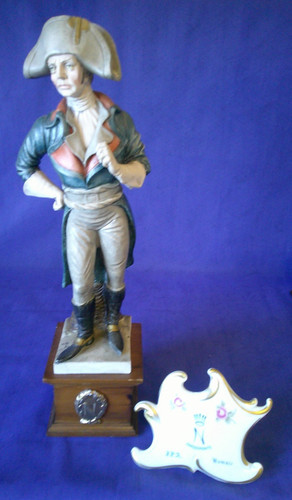Statuina capodimonte napoli - capodimonte,
