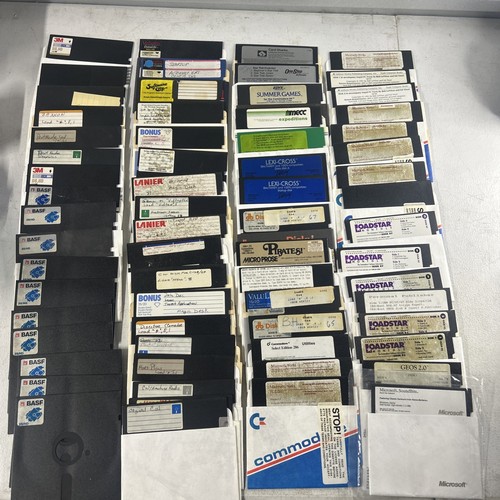 Commodore floppy disks with - commodore, 64