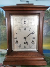 Vecchio orologio a pendolo-orologio da tavolo-orologio da camino meccanico con. onda gioco 4/4