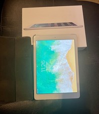 Apple iPad Air 1a Generazione, 9.7" 128 GB Wi-Fi + Cellular Tablet  -  Argento