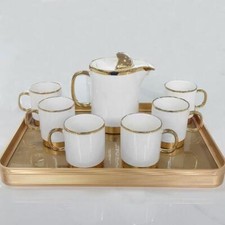 Set teiera e tazze e vassoio